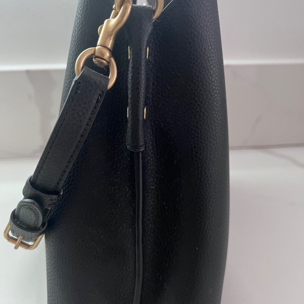 Coach Willow Shoulder Bag Black Pebble Leather Turnlock Matte Gold + Strap - Picture 4 of 16